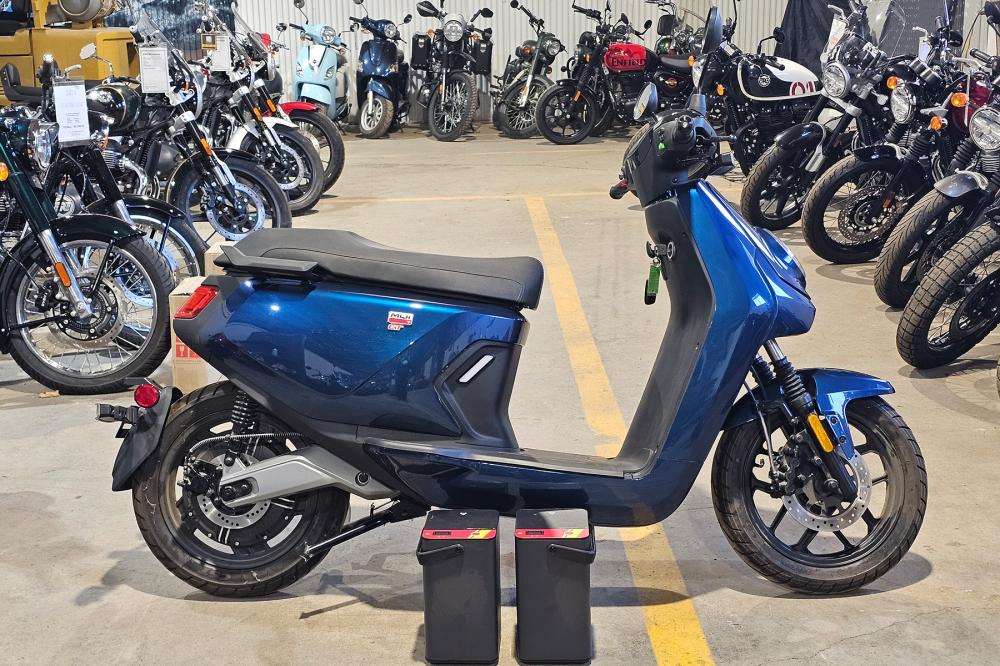 2022 NIU MQi GT - Blue - Electric Scooter - Extra Battery Special
